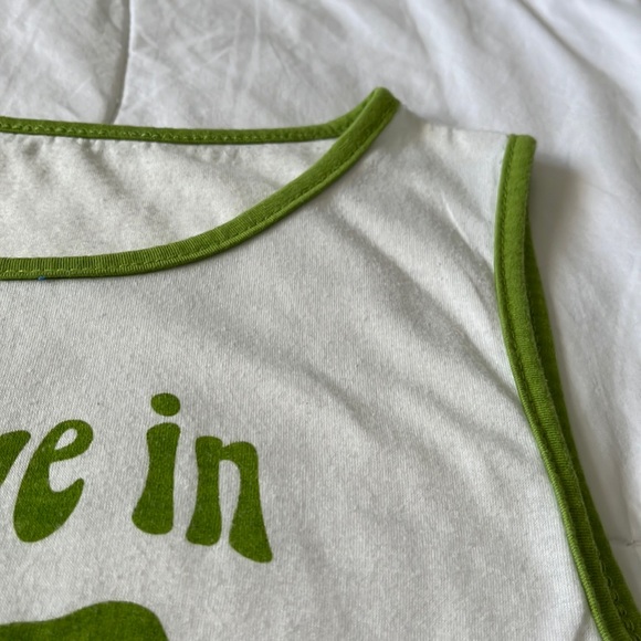 ROMWE Cartoon & Letter Graphic Contrast Tank Top - Picture 3 of 3